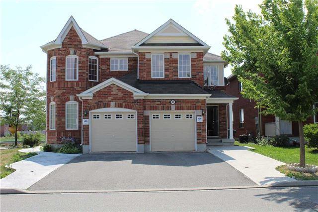 80 Coachlight Cres, House semidetached with 4 bedrooms, 3 bathrooms and 3 parking in Brampton ON | Image 1