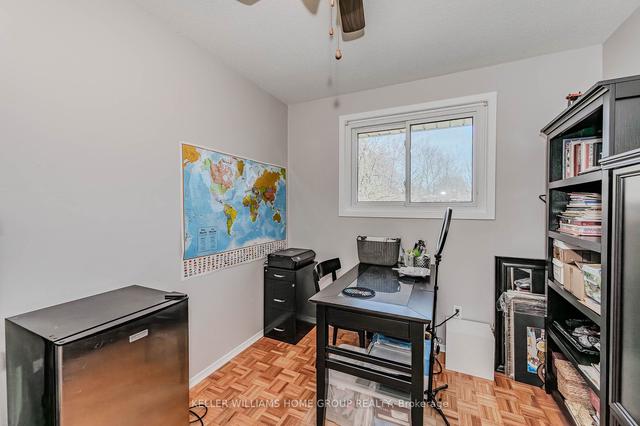 33 Dovercliffe Rd, House detached with 3 bedrooms, 3 bathrooms and 2 parking in Guelph ON | Image 15