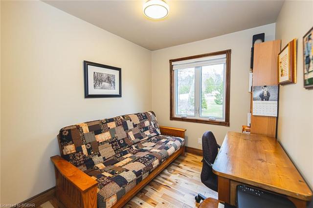 2477 Champlain Road, House detached with 3 bedrooms, 2 bathrooms and 11 parking in Tiny ON | Image 35