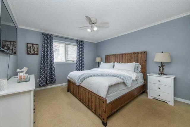 8 Azores Pl, House detached with 2 bedrooms, 2 bathrooms and 7 parking in Wasaga Beach ON | Image 5
