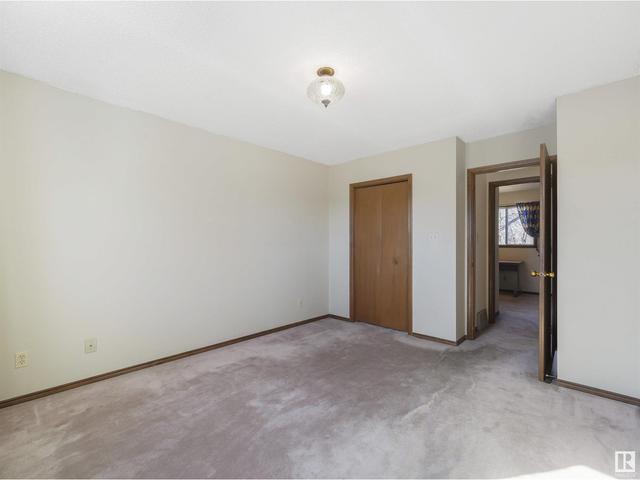 9311 168 Av Nw, House detached with 4 bedrooms, 2 bathrooms and 2 parking in Edmonton AB | Image 23
