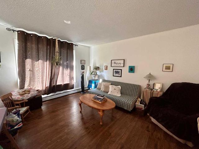 4816 a&amp;b 54 Street, House other with 6 bedrooms, 2 bathrooms and 4 parking in Athabasca AB | Image 12