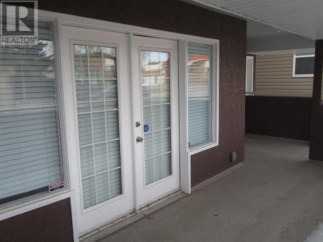 1533 19 Avenue Nw, House detached with 3 bedrooms, 3 bathrooms and 3 parking in Calgary AB | Image 2