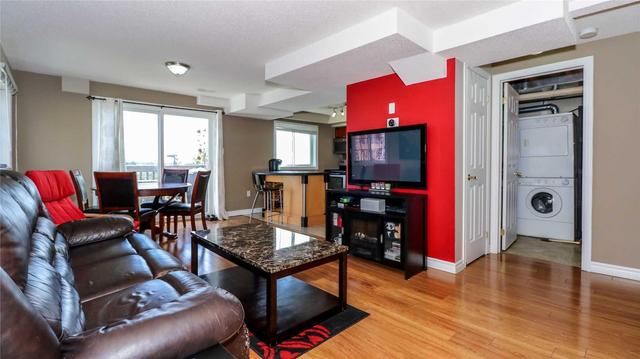 Unit 7 - 87 Goodwin Dr, Condo with 2 bedrooms, 1 bathrooms and 1 parking in Barrie ON | Image 7