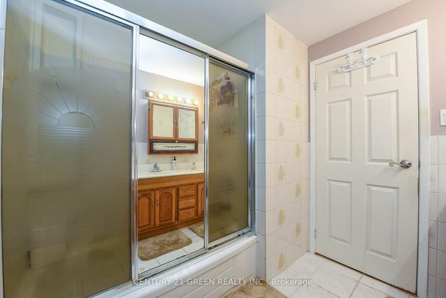 91 - 45 Hansen Rd N, Townhouse with 3 bedrooms, 2 bathrooms and 2 parking in Brampton ON | Image 13