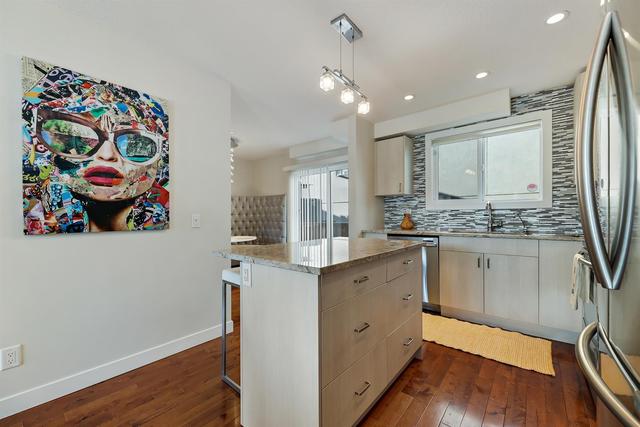 2803 16 Street Sw, Home with 2 bedrooms, 2 bathrooms and 1 parking in Calgary AB | Image 9