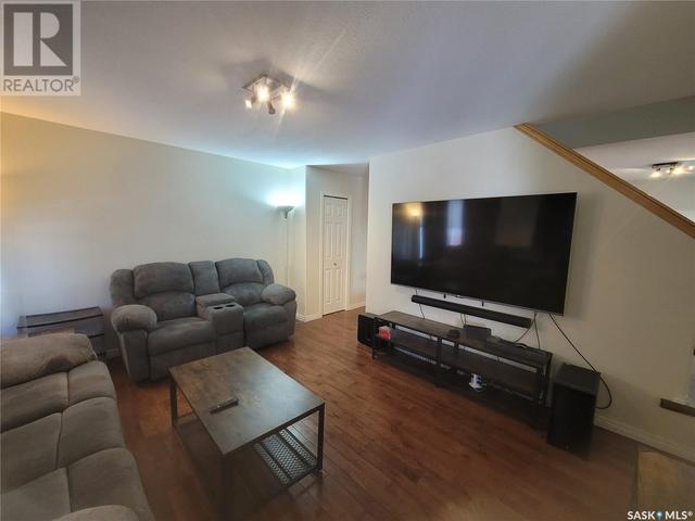 2243 Treetop Lane, House attached with 3 bedrooms, 2 bathrooms and null parking in Regina SK | Image 8