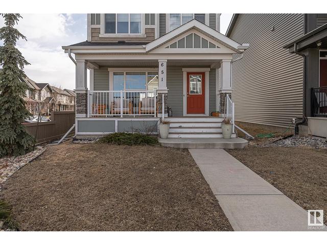 651 Secord Bv Nw, House detached with 3 bedrooms, 2 bathrooms and 2 parking in Edmonton AB | Image 2