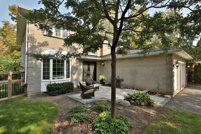 3033 Swansea Dr, House detached with 4 bedrooms, 3 bathrooms and 5 parking in Oakville ON | Image 12
