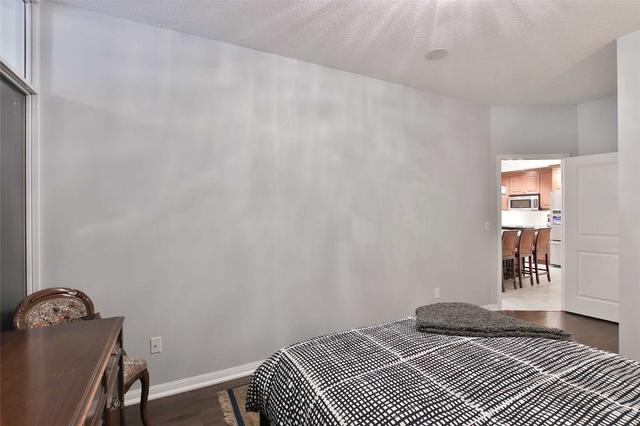 11 Bastion St, Condo with 2 bedrooms, 1 bathrooms and 1 parking in Toronto ON | Image 25