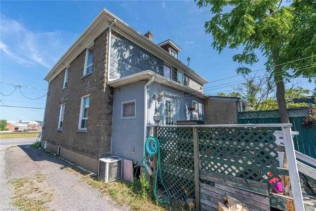 94 Eastchester Ave, House semidetached with 3 bedrooms, 1 bathrooms and 1 parking in St. Catharines ON | Image 18
