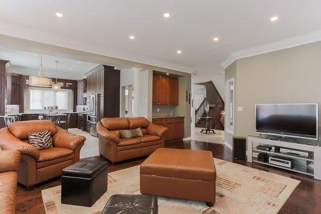 2224 Galloway Dr, House detached with 4 bedrooms, 4 bathrooms and 10 parking in Oakville ON | Image 5
