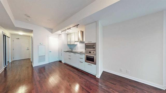 2408 - 12 York St, Condo with 0 bedrooms, 1 bathrooms and 0 parking in Toronto ON | Image 8