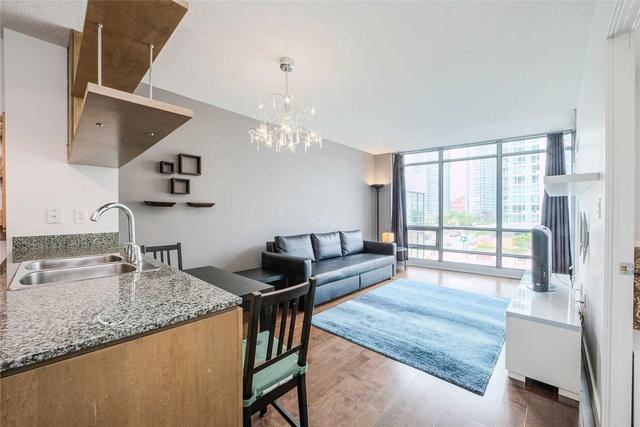 510 - 3 Navy Wharf Crt, Condo with 1 bedrooms, 1 bathrooms and 1 parking in Toronto ON | Image 1