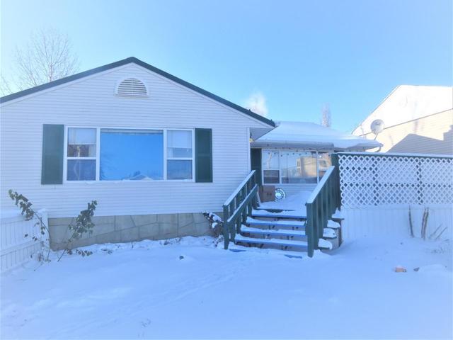 10403 13 Street, House detached with 4 bedrooms, 2 bathrooms and 1 parking in Dawson Creek BC | Image 22