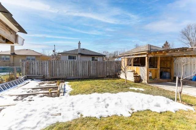 1442 Danforth Rd, House detached with 3 bedrooms, 2 bathrooms and 3 parking in Toronto ON | Image 16