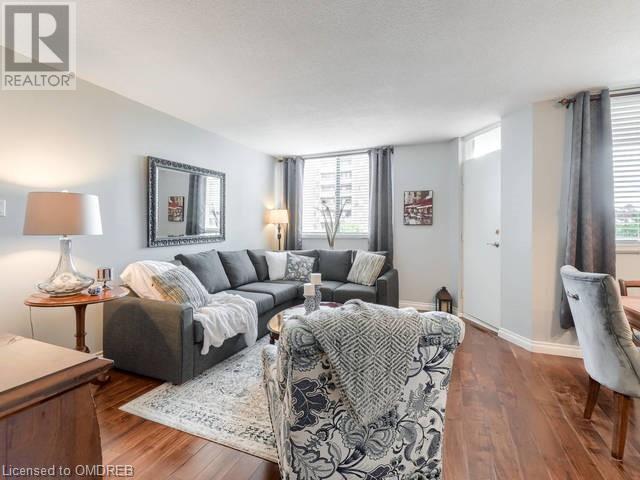 604 - 81 Millside Drive, House attached with 2 bedrooms, 1 bathrooms and null parking in Milton ON | Image 7