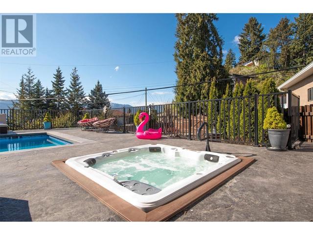 3056 Ourtoland Road, House detached with 4 bedrooms, 2 bathrooms and 2 parking in West Kelowna BC | Image 45