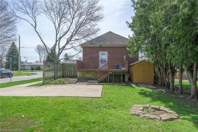 1626 Borden Street, House detached with 2 bedrooms, 1 bathrooms and 2 parking in London ON | Image 11