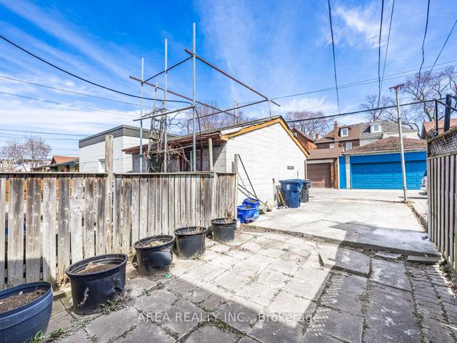 231 Beatrice St, House attached with 4 bedrooms, 2 bathrooms and 1 parking in Toronto ON | Image 10