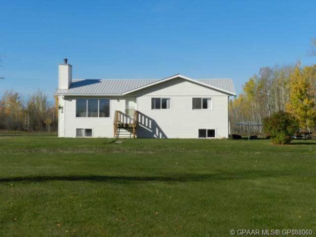 911018 Range Road 235 Road, House detached with 3 bedrooms, 1 bathrooms and null parking in Northern Lights County AB | Image 1