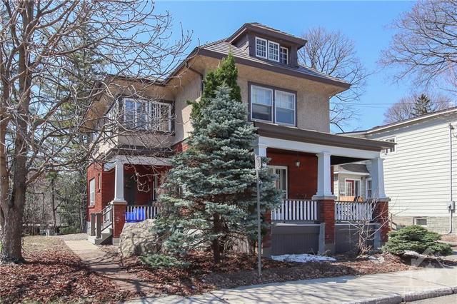 28 Gwynne Avenue, House detached with 5 bedrooms, 1 bathrooms and 5 parking in Ottawa ON | Image 3