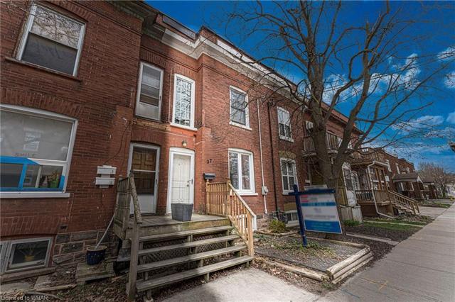 37 Cedar Street N, House attached with 2 bedrooms, 1 bathrooms and 1 parking in Kitchener ON | Image 12