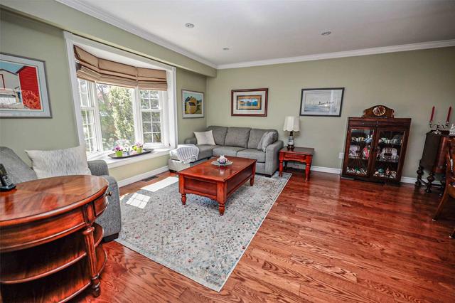 21 Madelaine Cres, House detached with 4 bedrooms, 3 bathrooms and 8 parking in Brampton ON | Image 39