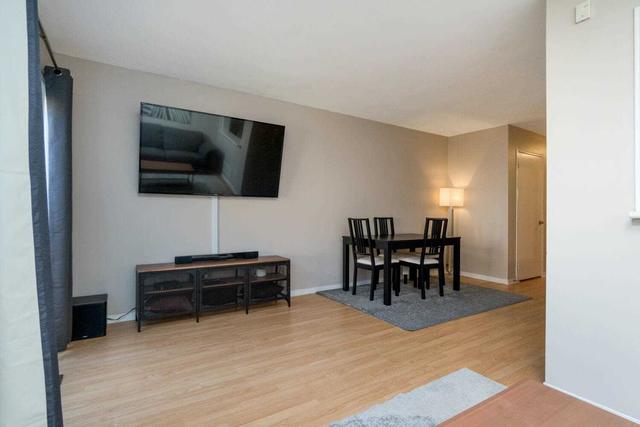 129 - 5910 Greensboro Dr, Townhouse with 3 bedrooms, 2 bathrooms and 2 parking in Mississauga ON | Image 5