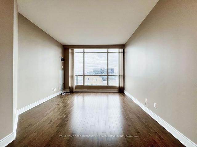 2201 - 7 King St E, Condo with 2 bedrooms, 2 bathrooms and 0 parking in Toronto ON | Image 9