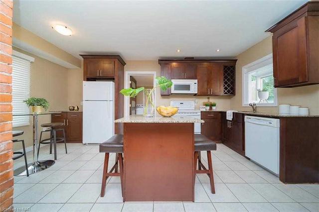 21 Berryman Ave, House detached with 3 bedrooms, 2 bathrooms and 3 parking in St. Catharines ON | Image 19