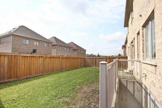 40 Tappet Dr, House detached with 5 bedrooms, 6 bathrooms and 4 parking in Brampton ON | Image 35