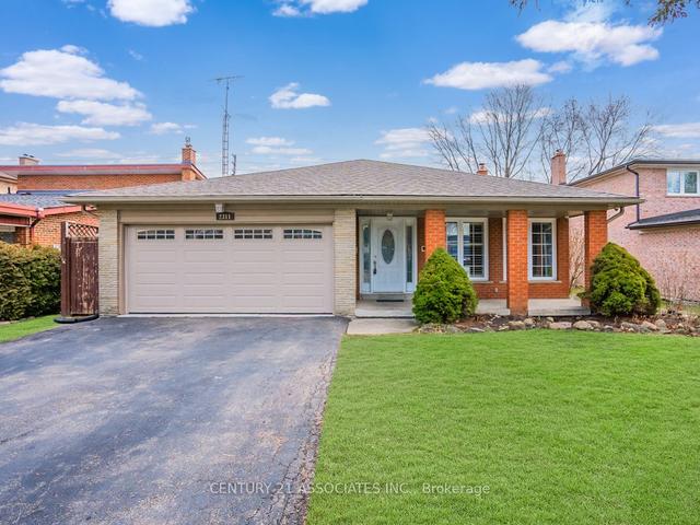 2311 Nikanna Rd, House detached with 4 bedrooms, 3 bathrooms and 4 parking in Mississauga ON | Image 1