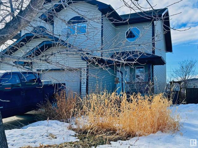 5112 47 St, House semidetached with 4 bedrooms, 2 bathrooms and null parking in Stony Plain AB | Image 1