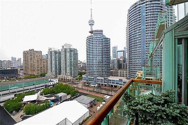 1003 - 211 Queens Quay W, Condo with 2 bedrooms, 3 bathrooms and 1 parking in Toronto ON | Image 20