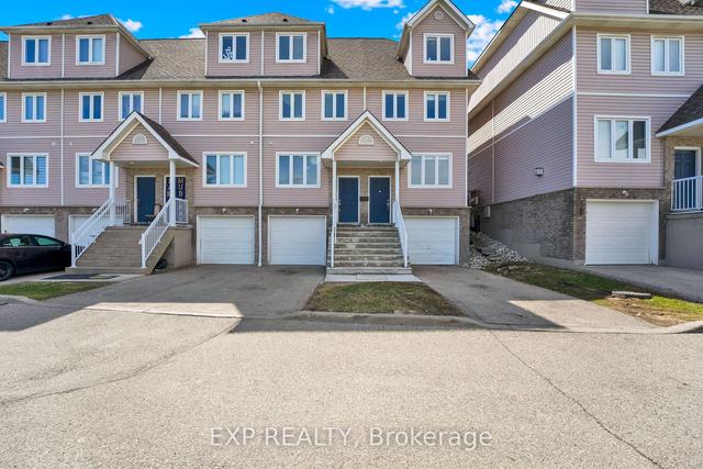 10 - 601 Columbia Forest Blvd, Townhouse with 4 bedrooms, 3 bathrooms and 2 parking in Waterloo ON | Image 12