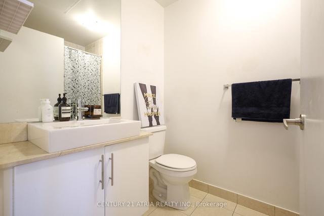 1706 - 65 Bremner Blvd, Condo with 1 bedrooms, 1 bathrooms and 0 parking in Toronto ON | Image 4