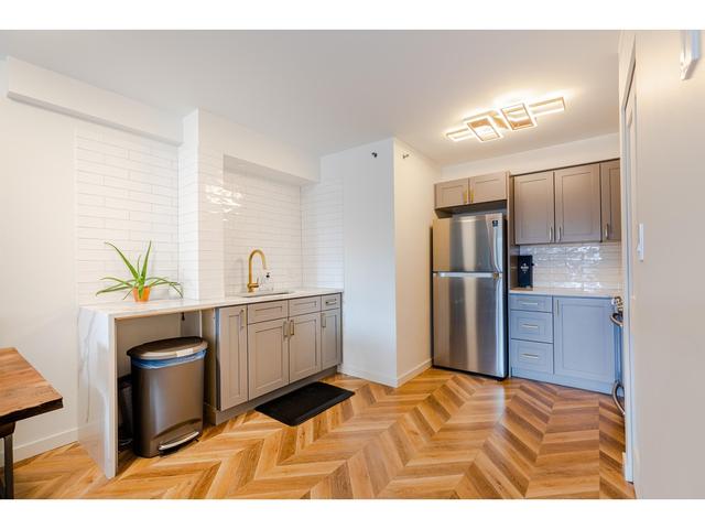 207 - 503 W 16th Avenue, Condo with 2 bedrooms, 1 bathrooms and null parking in Vancouver BC | Card Image