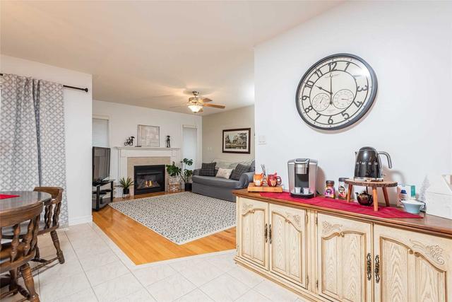 61 Maplewood Ave, House detached with 2 bedrooms, 2 bathrooms and 6 parking in Brock ON | Image 4