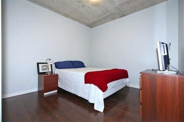 602 - 285 Mutual St, Condo with 2 bedrooms, 2 bathrooms and 0 parking in Toronto ON | Image 4