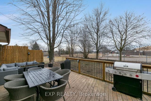 52 Erinbrook Dr, House detached with 3 bedrooms, 3 bathrooms and 3 parking in Kitchener ON | Image 31