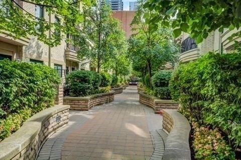 th 24 - 1 Baxter St, Townhouse with 2 bedrooms, 2 bathrooms and 1 parking in Toronto ON | Image 5