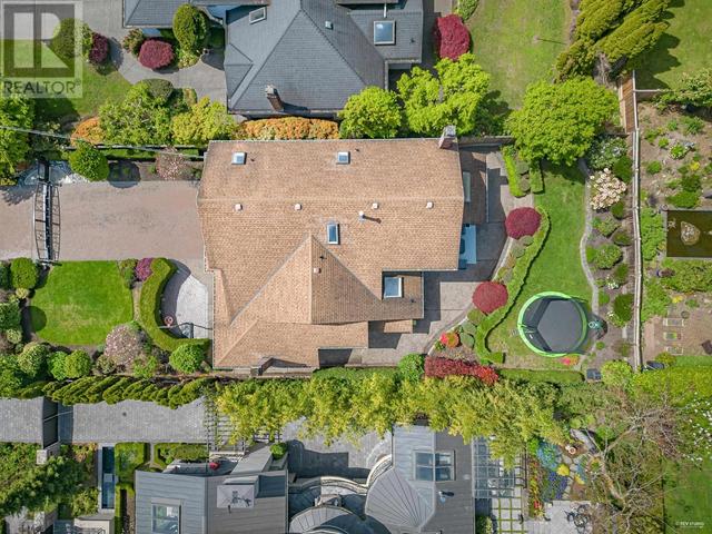 2383 Jefferson Avenue, House detached with 3 bedrooms, 3 bathrooms and 2 parking in West Vancouver BC | Image 38