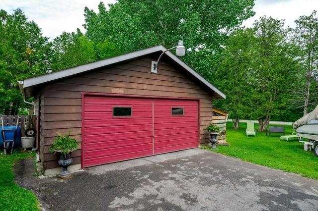 205 Parkside Dr, House detached with 2 bedrooms, 1 bathrooms and 8 parking in Trent Lakes ON | Image 20