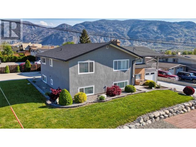9106 Hummingbird Lane, House detached with 4 bedrooms, 4 bathrooms and 3 parking in Osoyoos BC | Image 7