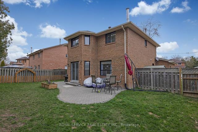 1051 Booth St, House detached with 4 bedrooms, 3 bathrooms and 6 parking in Cobourg ON | Image 31
