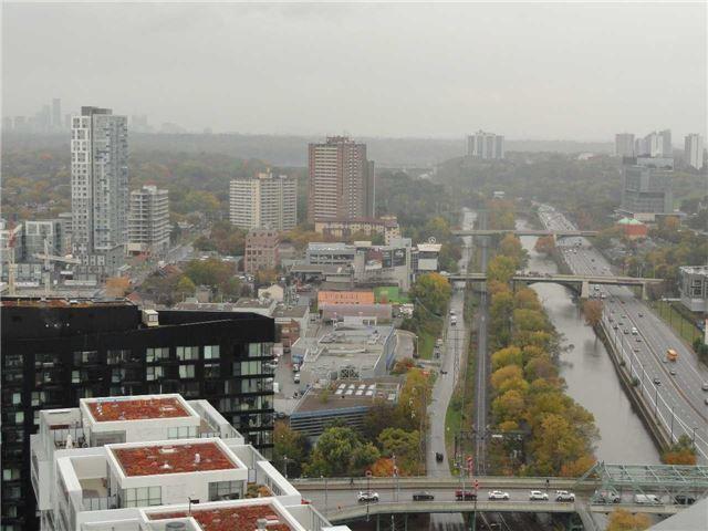2704 - 170 Bayview Ave, Condo with 1 bedrooms, 1 bathrooms and null parking in Toronto ON | Image 11