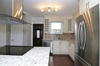 38 Jeffton Cres, House detached with 3 bedrooms, 2 bathrooms and 3 parking in Toronto ON | Image 9