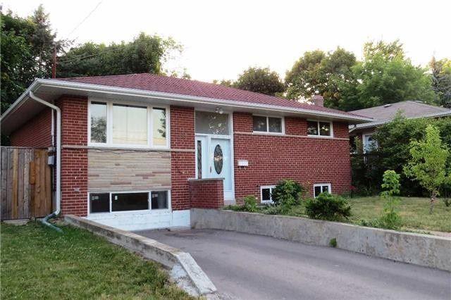 228 Jacey Anne Dr, House detached with 3 bedrooms, 2 bathrooms and 3 parking in Richmond Hill ON | Image 1