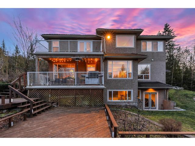 30883 Silverhill Avenue, House detached with 5 bedrooms, 4 bathrooms and 10 parking in Mission BC | Image 4